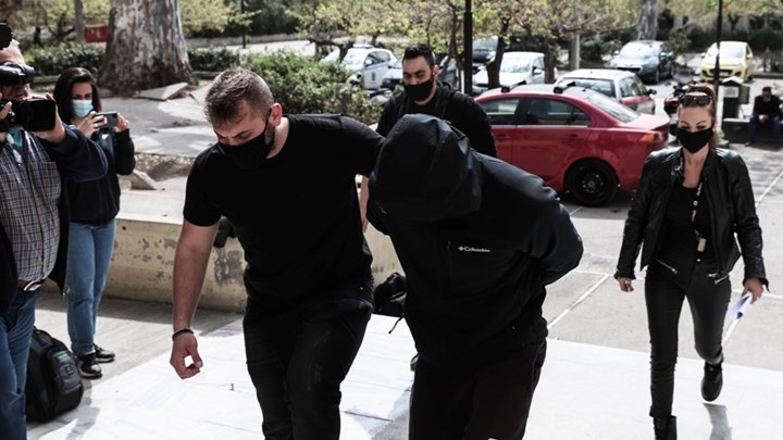 Επίθεση με καυστικό υγρό στην Κυψέλη: Ελεύθερος με περιοριστικούς όρους ο 25χρονος –  “Ήταν μια άτυχη στιγμή”