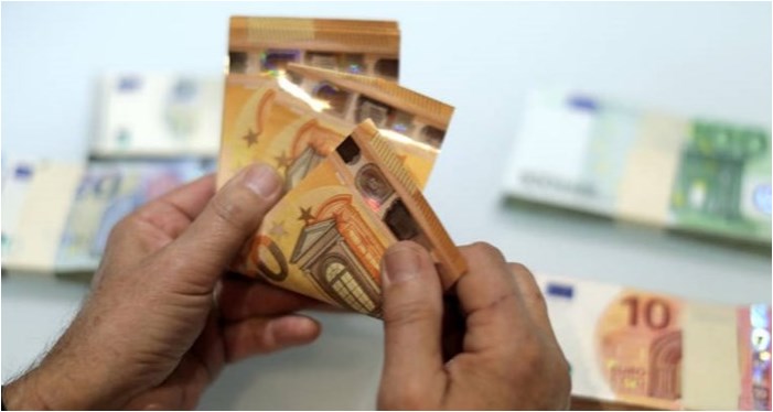 Συντάξεις: Πώς θα τις “τρέξουν” οι ιδιώτες – Εννέα ερωτήσεις και απαντήσεις