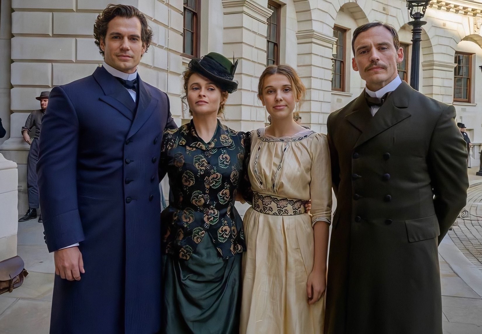 Netflix: Η Μίλι Μπόμπι Μπράουν και ο Χένρι Κάβιλ επιστρέφουν για το sequel του “Enola Holmes” – BINTEO