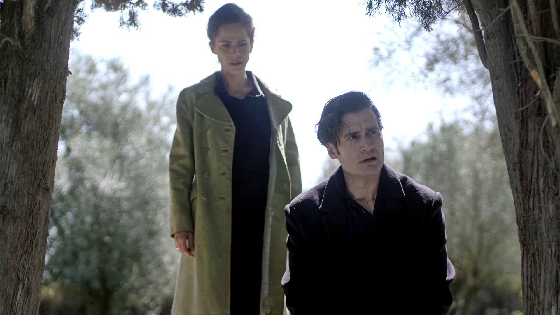 Άγριες Μέλισσες: Μια γυναίκα επισκέπτεται τον Βόσκαρη στη φυλακή – Νέες ανατροπές