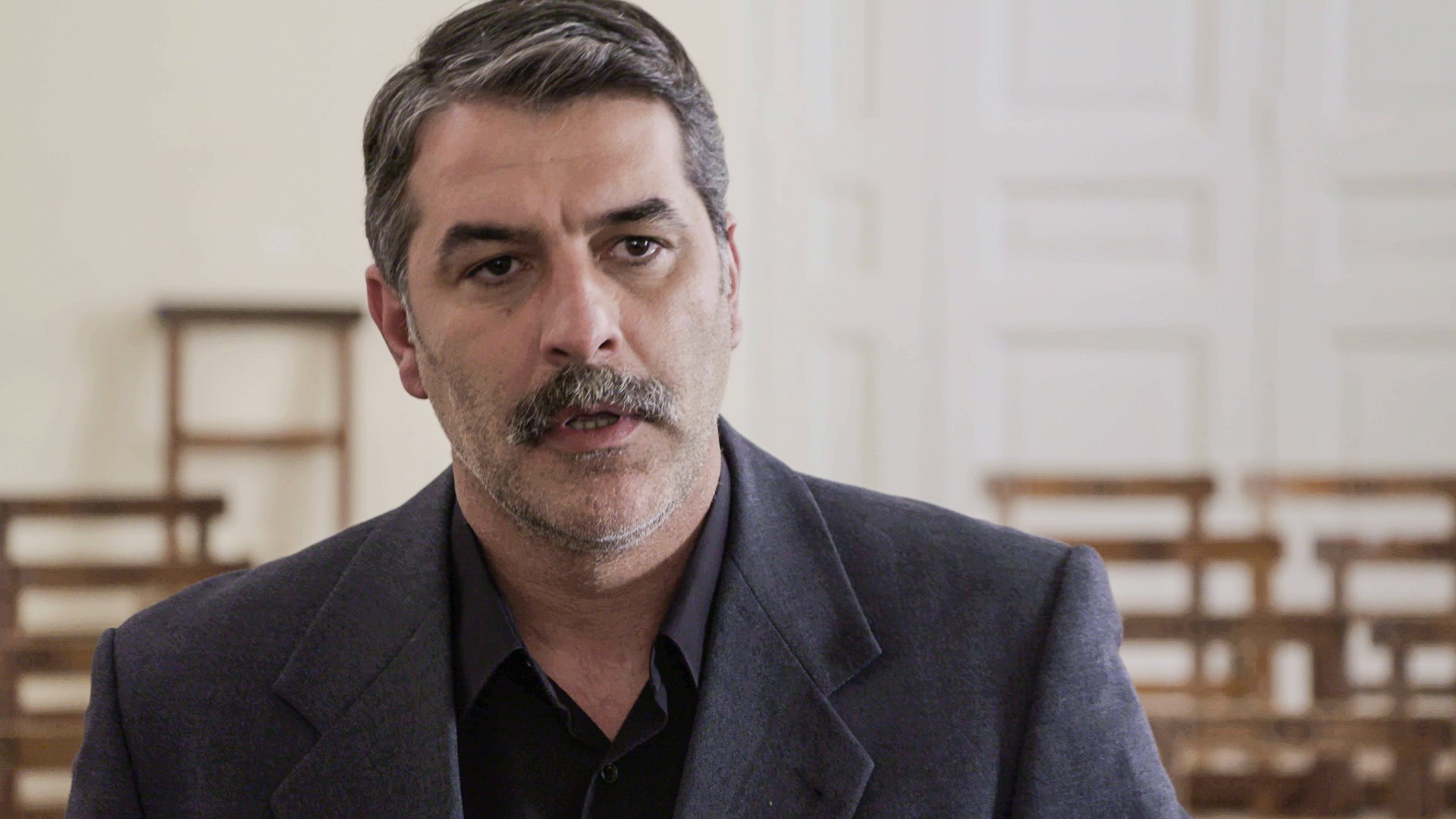 Άγριες Μέλισσες: Ο Βόσκαρης επιστρέφει για να πάρει εκδίκηση – Τι αποκάλυψε ο Βασίλης Μπισμπίκης