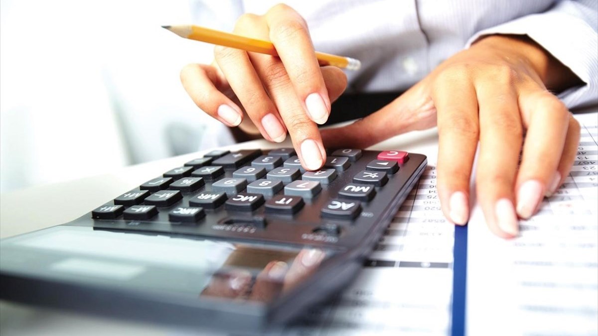 Φοροελαφρύνσεις: Ποιοι έμειναν… εκτός – Οι μεγάλοι κερδισμένοι – Αναλυτικά παραδείγματα