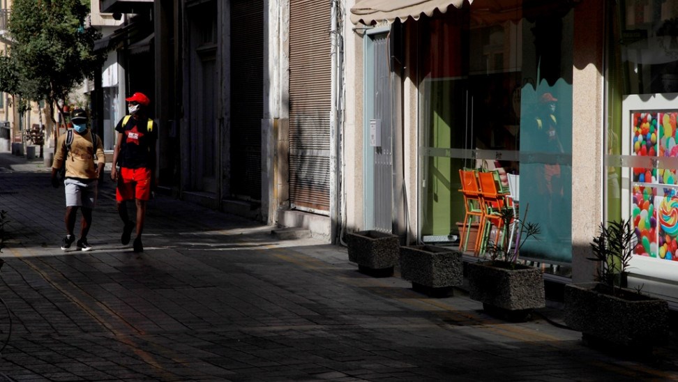 Σκληρό lockdown δύο εβδομάδων στην Κύπρο – Μετακίνηση με ένα sms την ημέρα – ΒΙΝΤΕΟ