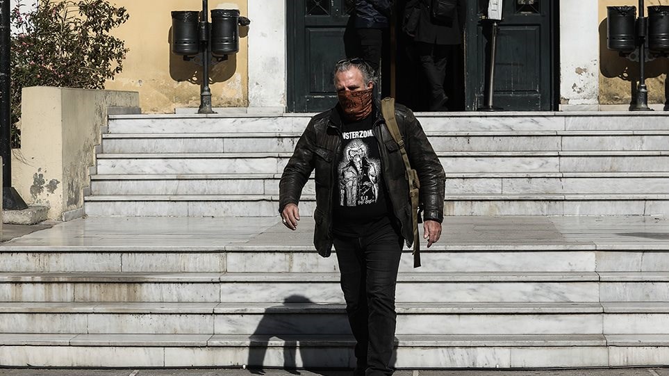 Στον Εισαγγελέα ο Πασχάλης Τσαρούχας – Κατέθεσε φάκελο με καταγγελίες για γνωστό σεναριογράφο