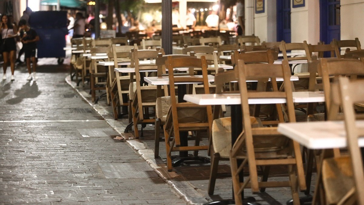 Εστίαση: Στο “περίμενε” για το… δώρο του κράτους – Πόσο θα καθυστερήσει η είσπραξη