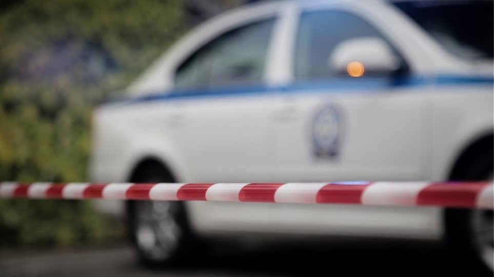 Σοκ στην Κρήτη: Αστυνομικός αυτοπυροβολήθηκε εν ώρα υπηρεσίας – Νοσηλεύεται σε κρίσιμη κατάσταση
