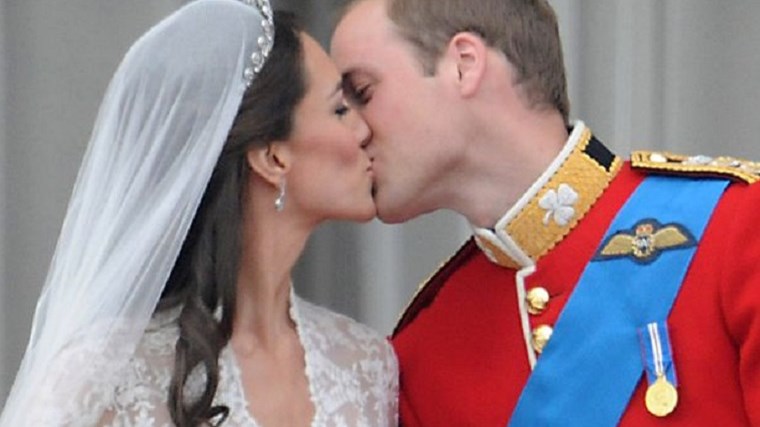 Πρίγκιπας Χάρι: Η ατάκα που έκοψε από την ομιλία του στον γάμο του Ουίλιαμ και της Κέιτ