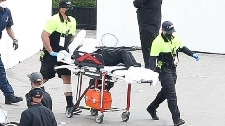 Όσκαρ 2021: Ατύχημα στο κόκκινο χαλί – Καλεσμένος μεταφέρθηκε στο νοσοκομείο