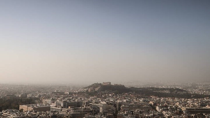 Καιρός: Νεφώσεις και αφρικανική σκόνη σήμερα – Πού θα φτάσει η θερμοκρασία