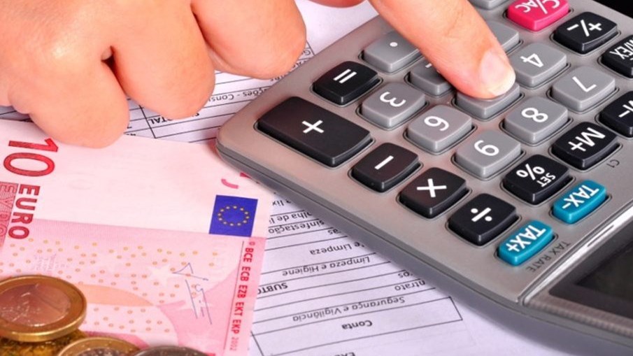 Εφορία: Τελευταία ευκαιρία για τις 120 δόσεις – Πώς και για ποιους αναβιώνουν οι χαμένες ρυθμίσεις