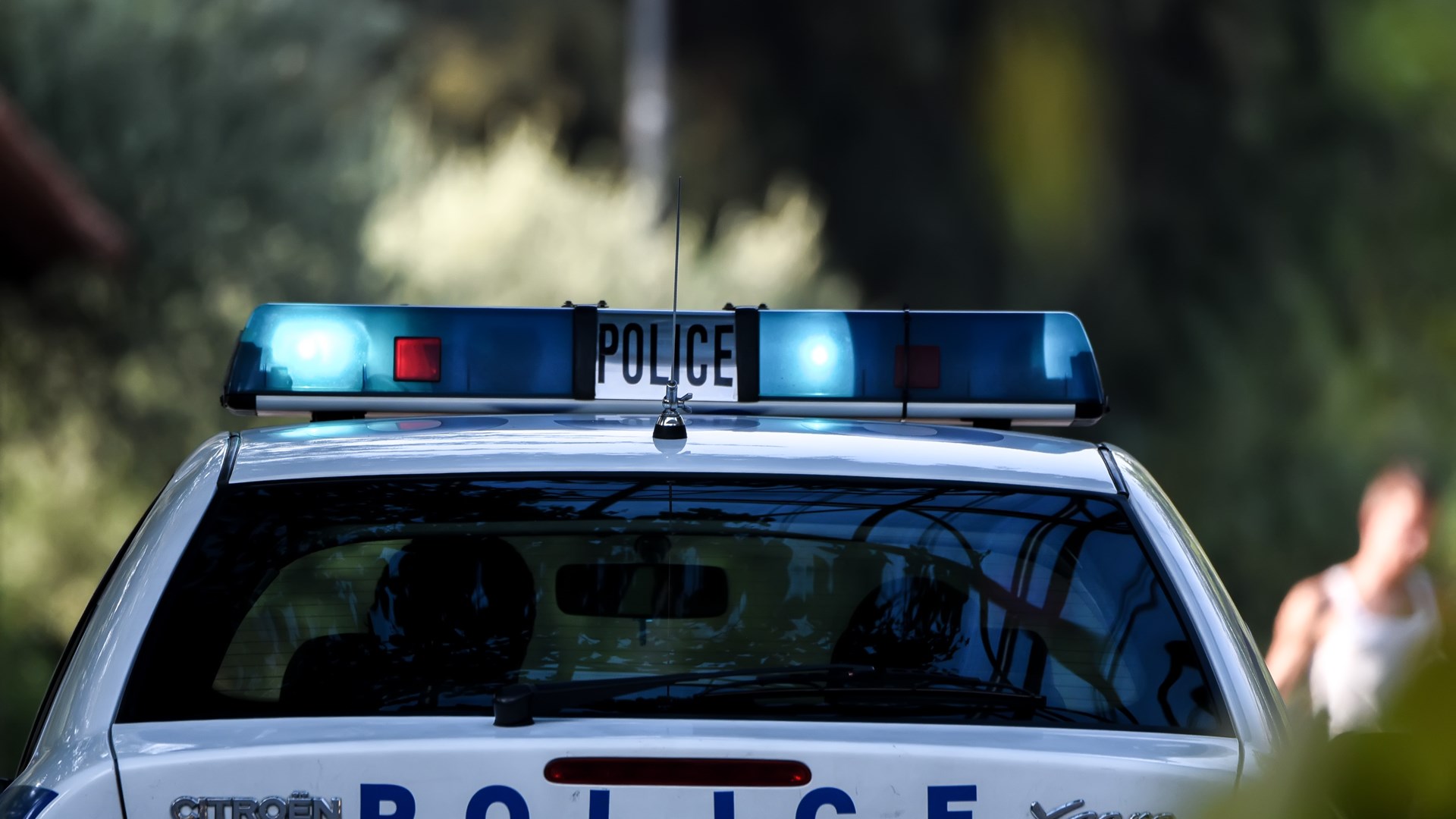 Νέα Σμύρνη: Η ΕΛ.ΑΣ. αναζητεί άλλα τρία άτομα για την επίθεση με μαχαίρι στον 60χρονο