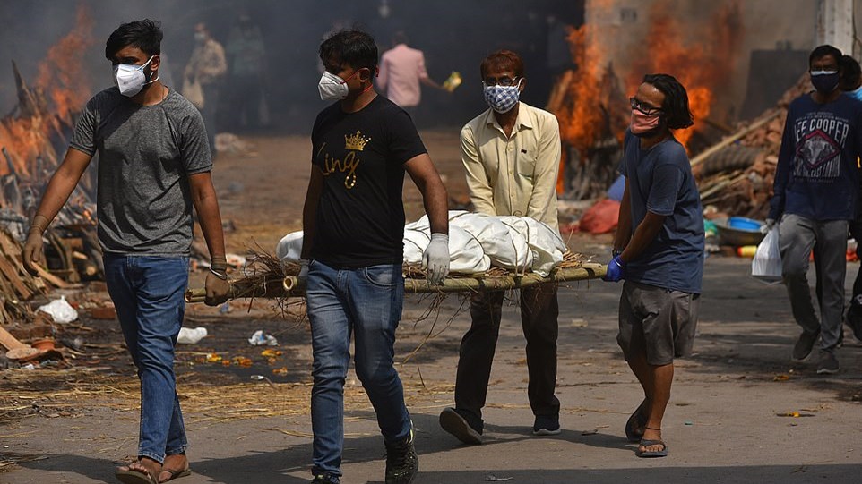 Κορονοϊός: Lockdown πολλών εβδομάδων προτείνει στην Ινδία ο Φάουτσι