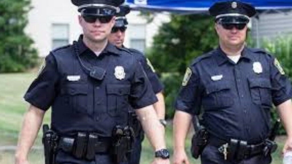 ΗΠΑ: Εντοπίστηκαν 90 άτομα σε σπίτι – Υποψίες για εμπορία ανθρώπων