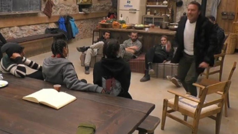 Φάρμα: Ένταση μεταξύ Τζώρτζογλου και Μιχαλοπούλου για λόγους… επικοινωνίας – ΒΙΝΤΕΟ