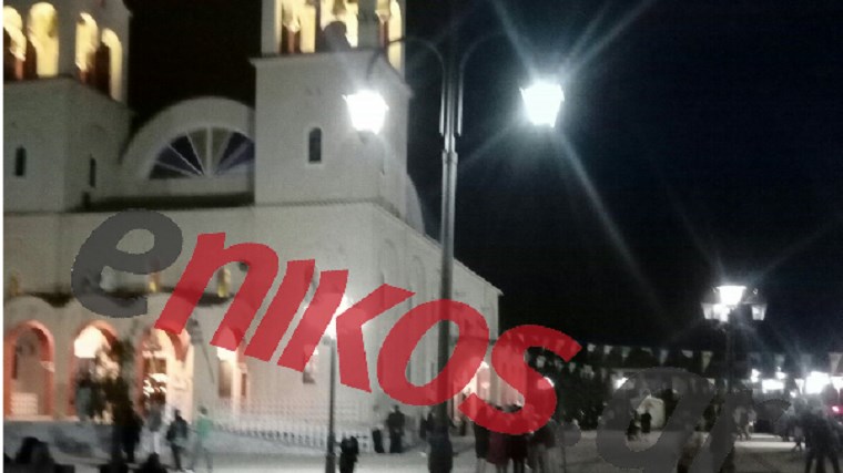 “Χριστός Ανέστη” με διαφορά ώρας σε εκκλησία της Αιγιαλείας – ΦΩΤΟ – ΒΙΝΤΕΟ αναγνώστη