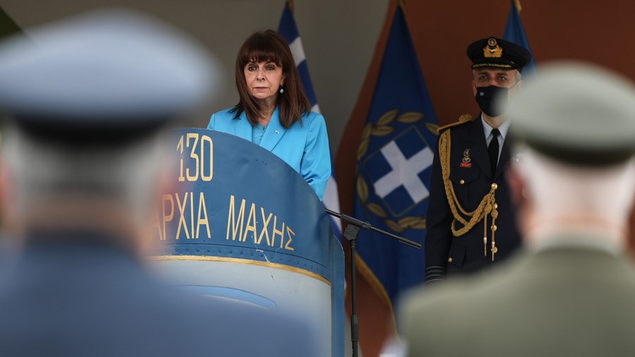 Σακελλαροπούλου από Λήμνο: Η Ελλάδα δεν απειλεί, αλλά και δεν δέχεται απειλές από κανέναν- ΦΩΤΟ