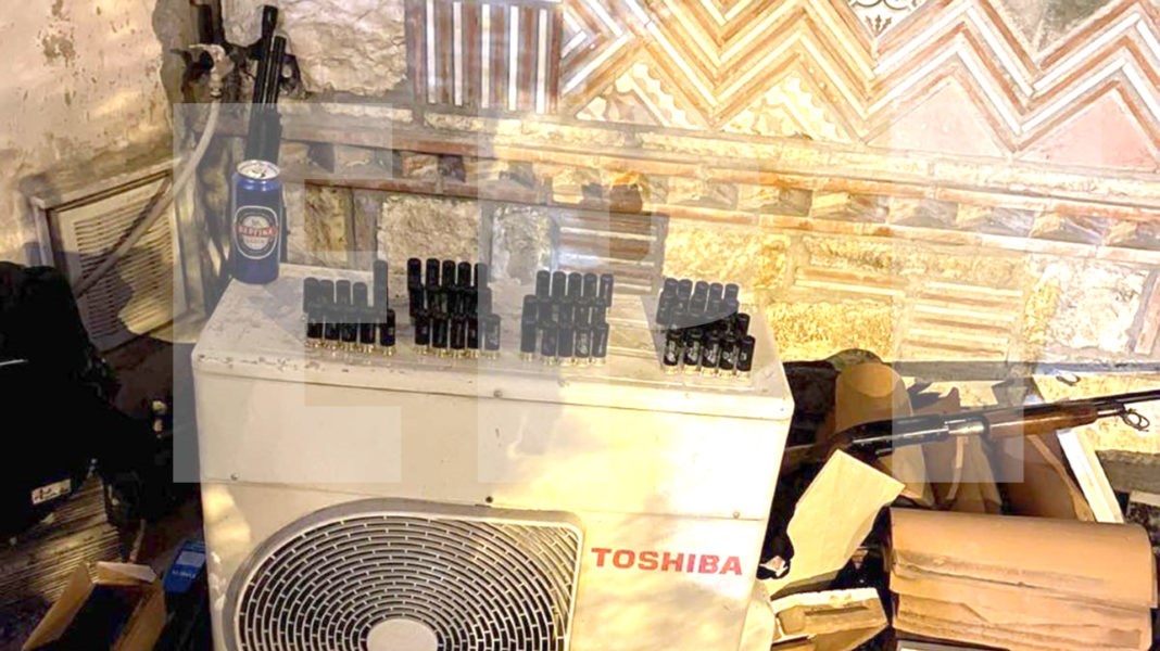 Αγία Παρασκευή: Πανικός σε εκκλησία – Δύο στρατιωτικοί έβγαλαν καραμπίνες λίγο πριν από την Ανάσταση