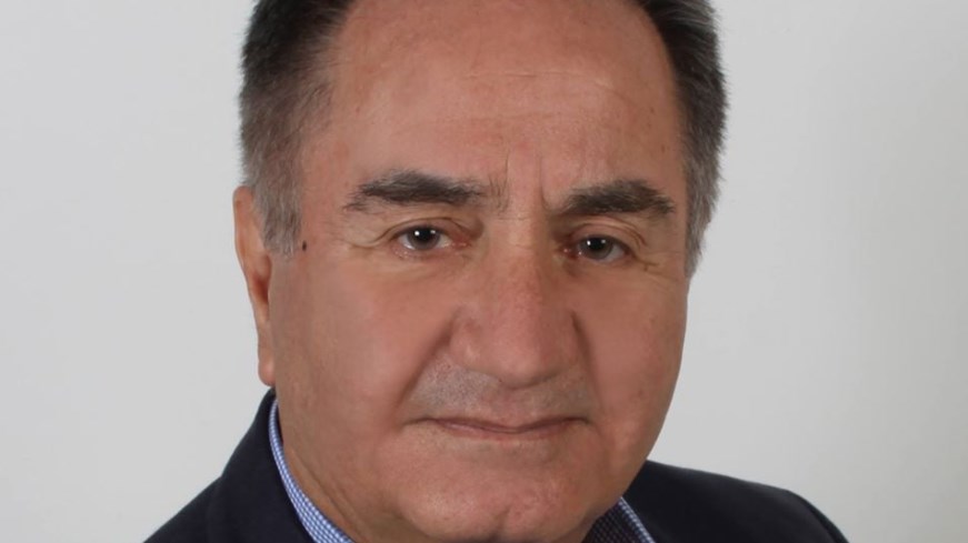 Κορονοϊός – Θεόδωρος Κατσανέβας: Νοσηλεύεται διασωληνωμένος στο Σισμανόγλειο