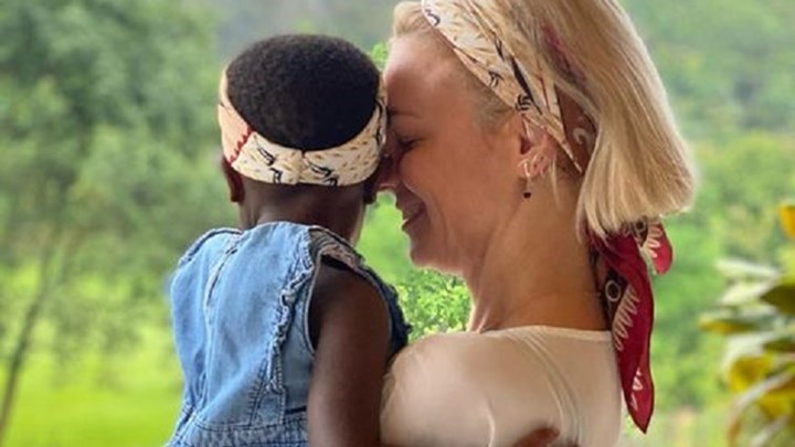 Χριστίνα Κοντοβά: Πέρασε το Πάσχα στην Ουγκάντα μαζί με την κόρη της, Έιντα