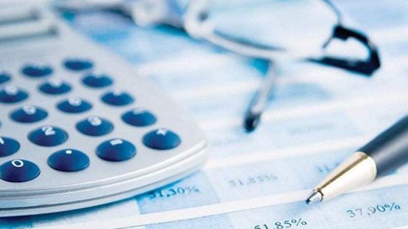 Προκαταβολή φόρου: Πόσο μειώνεται – Οι μεγάλοι κερδισμένοι – Παραδείγματα