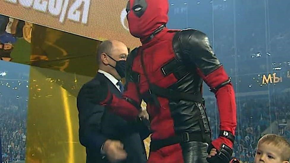 Ρωσία: Ποιος παίκτης εμφανίστηκε ως Deadpool στην απονομή της Ζενίτ για την κατάκτηση του πρωταθλήματος