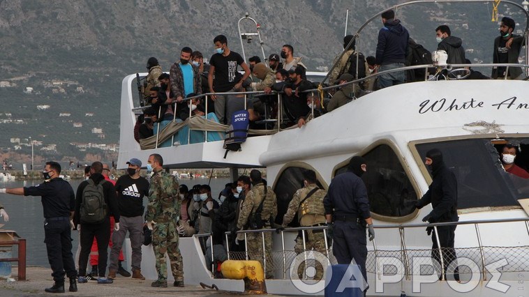 Συναγερμός στο λιμάνι Καλαμάτας: Εντοπίστηκαν θετικοί στον κορονοϊό αρκετοί από τους 182 μετανάστες