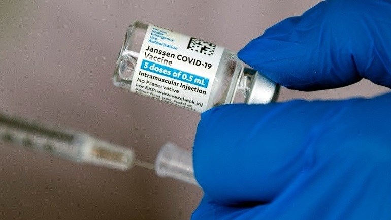 Καναδάς: Το εμβόλιο της Johnson & Johnson συνιστάται να χορηγείται σε άτομα άνω των 30 ετών