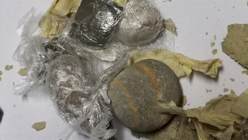 Κορυδαλλός: Πέταξαν ναρκωτικά στο προαύλιο – Ο εξωτερικός φρουρός σήμανε συναγερμό