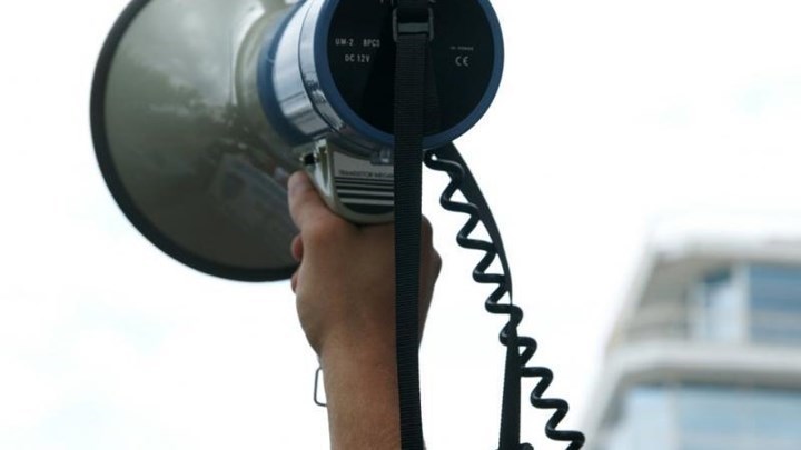 Εργατική Πρωτομαγιά: Απεργιακές συγκεντρώσεις  – Δεμένα τα πλοία στα λιμάνια – Πώς θα κινηθούν τα ΜΜΜ