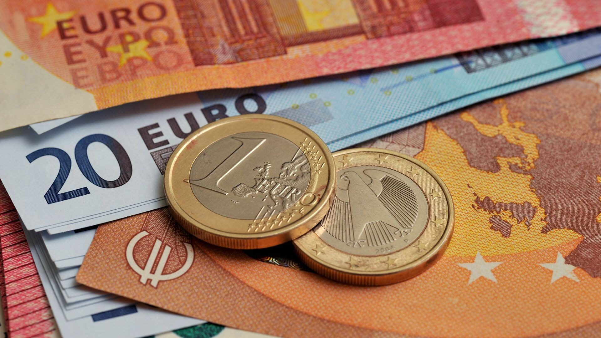 Επίδομα 534 ευρώ: Αρχίζει σήμερα η υποβολή δηλώσεων για τις αναστολές Μαΐου – Όλες οι λεπτομέρειες