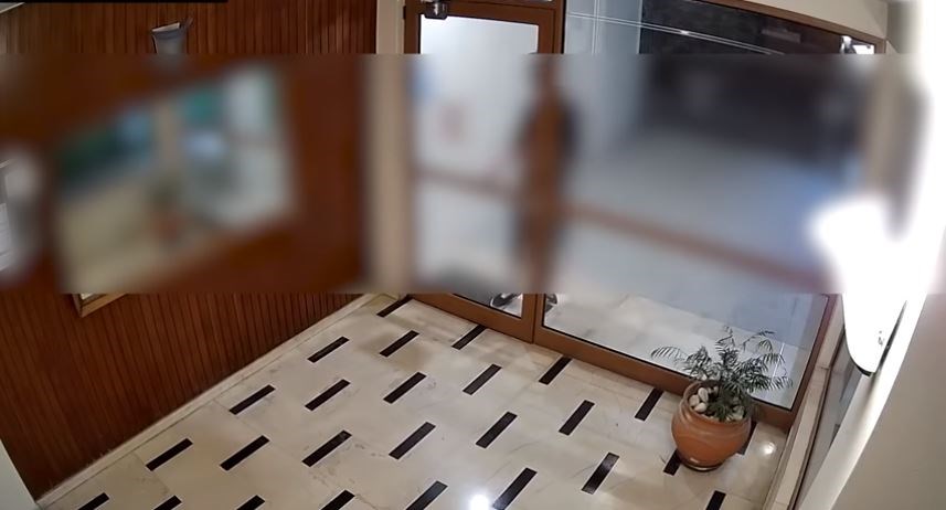 Νέα Σμύρνη: Σοκάρει καταγγελία για σεξουαλική παρενόχληση – Επιδειξίας την ακολούθησε σπίτι της