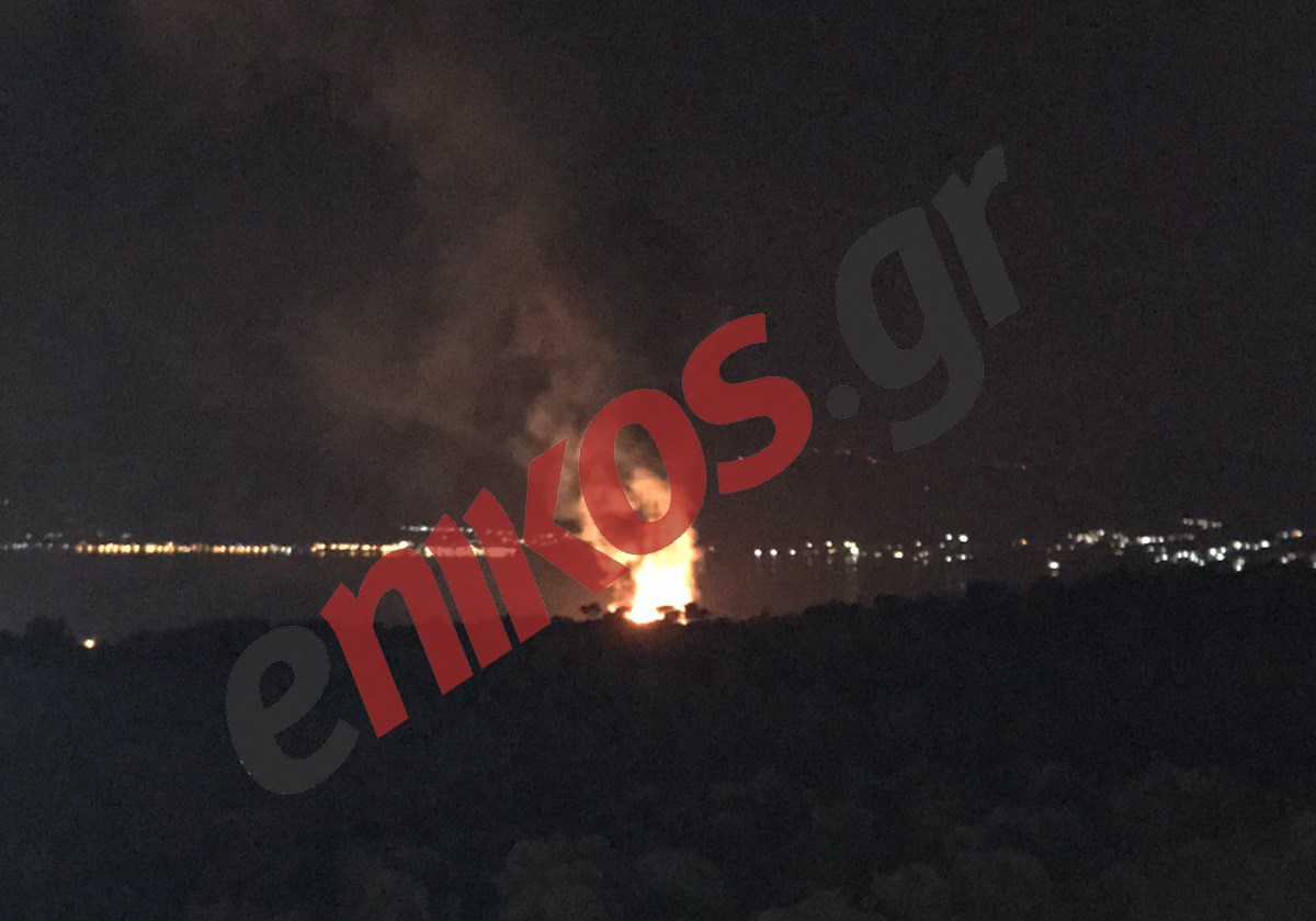 Φωτιά στην Κορινθία: Αναμένεται δύσκολο βράδυ – Στα 7-8 μποφόρ θα φτάσουν οι άνεμοι