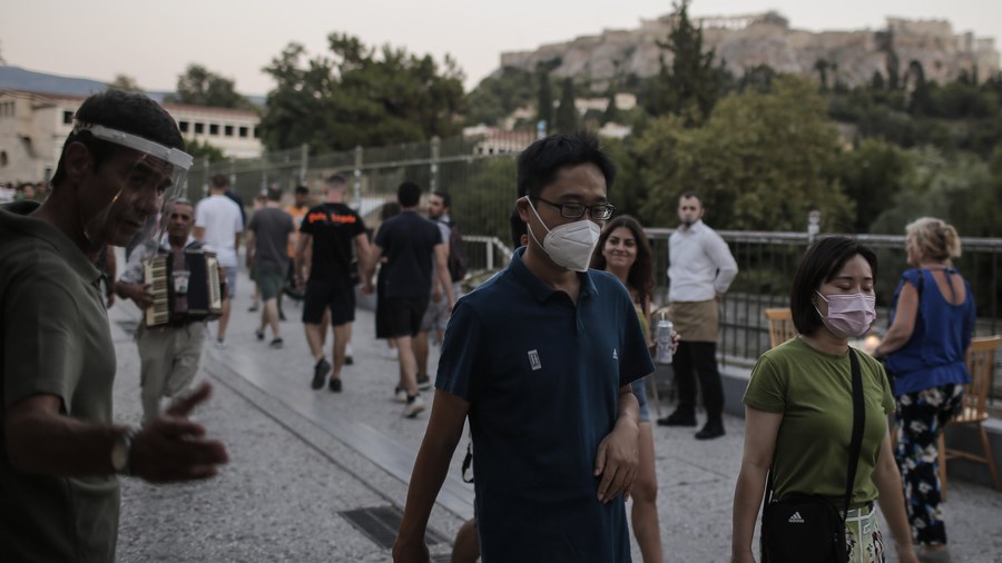 Άρση lockdown: Όσα αλλάζουν στη ζωή μας από σήμερα – Ποιες δραστηριότητες ανοίγουν και πότε