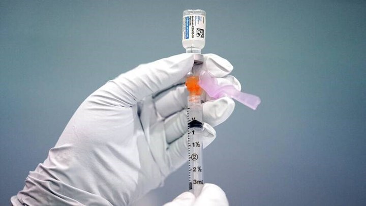 Εμβολιασμοί: Τον Ιούνιο ανοίγει η πλατφόρμα για τους άνω των 18 ετών –  Πότε θα κλείνουν ραντεβού με όλα τα εμβόλια οι 30-44