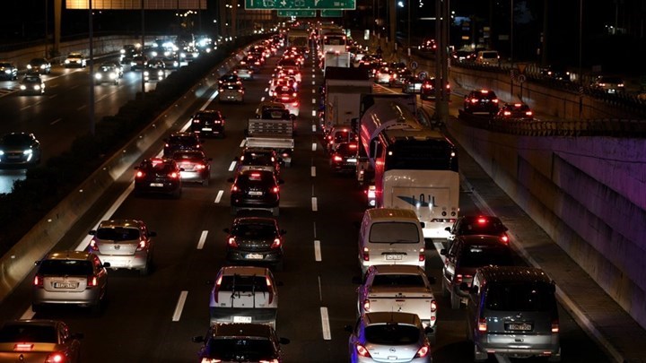 Κηφισός: Τροχαίο με έναν τραυματία