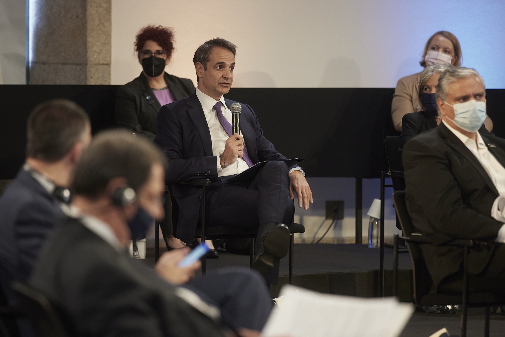 Μητσοτάκης στην Κοινωνική Σύνοδο της ΕΕ: Στην Ελλάδα κρατήσαμε την ανεργία στα προ πανδημίας επίπεδα