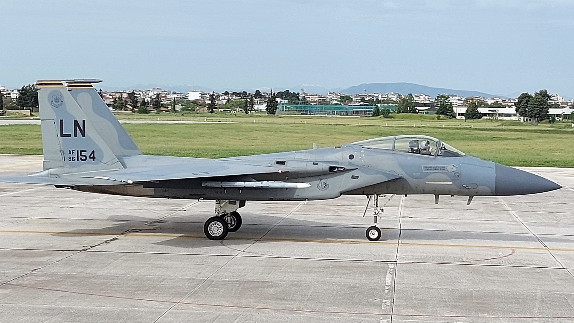 Λάρισα: Τα θηριώδη αμερικανικά F-15 στην 110 Πτέρυγα Μάχης – ΦΩΤΟ – ΒΙΝΤΕΟ