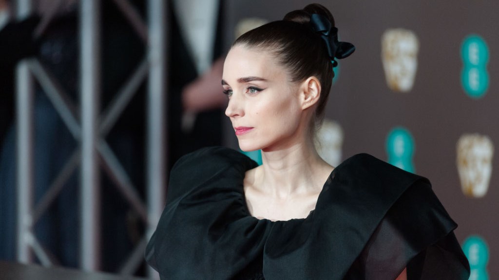 H Ρούνεϊ Μάρα κάνει μια διαφορετική αφιέρωση για την Ημέρα της Μητέρας