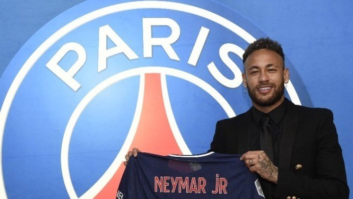 Νεϊμάρ: Γιατί έμεινα στην Παρί