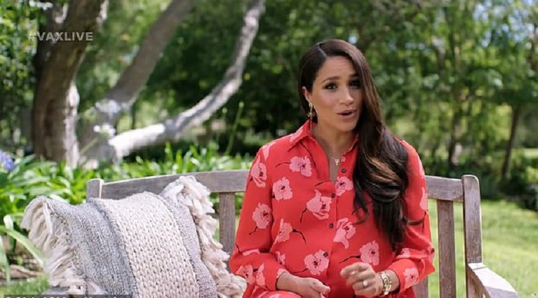 Μέγκαν Μαρκλ: Με κοσμήματα της πριγκίπισσας Νταϊάνα σε νέα τηλεοπτική εμφάνιση