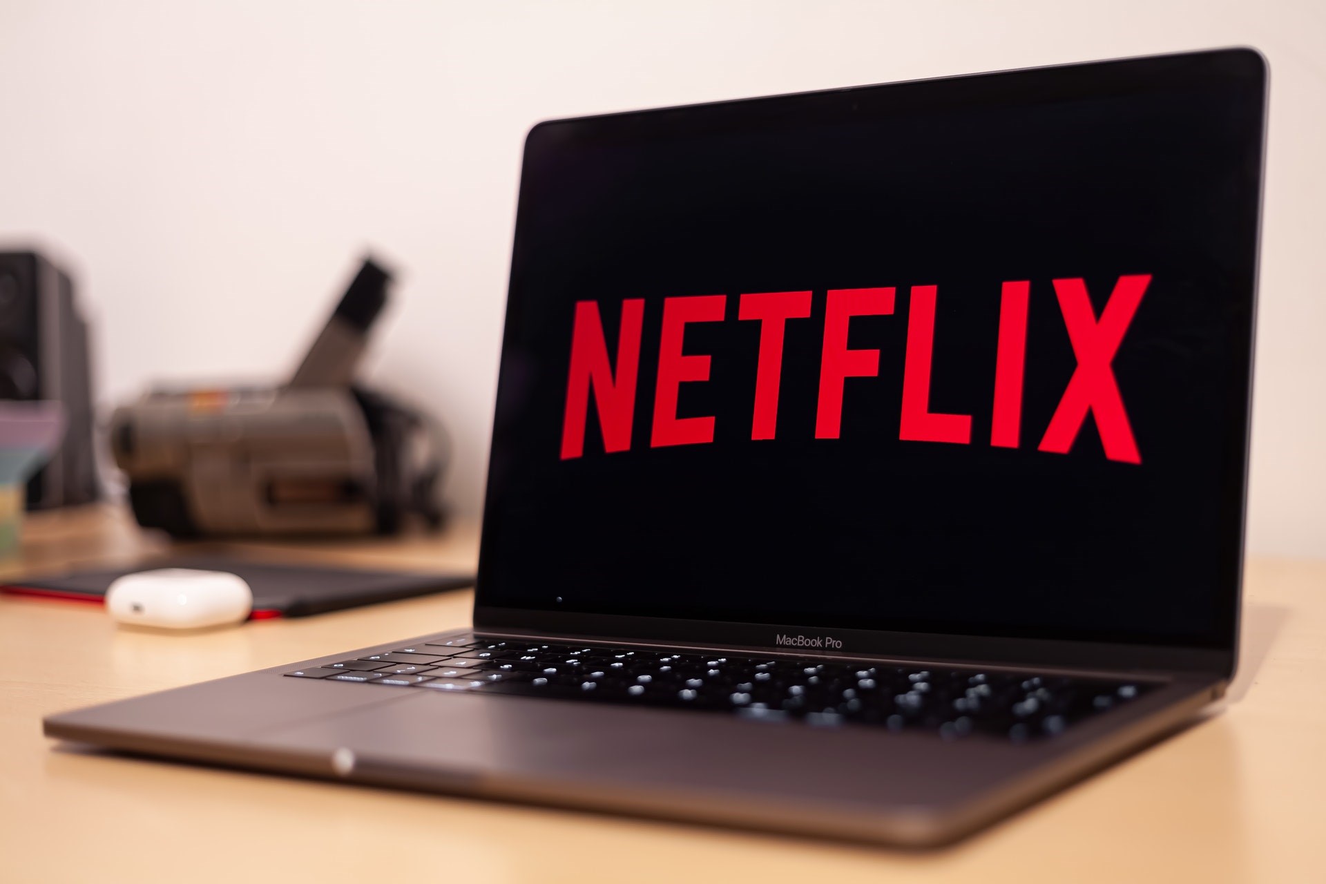 Βόμβα από το Netflix – Βάζει “φρένο” σε όσους μοιράζονται τον λογαριασμό τους