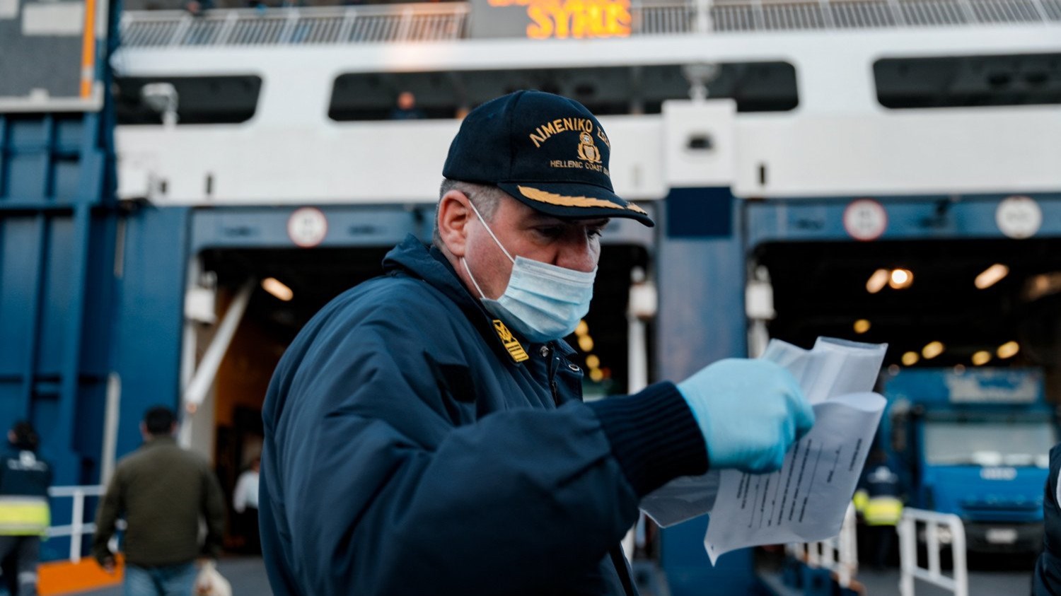 Άρση μέτρων: Τι εισηγούνται οι ειδικοί για τις μετακινήσεις εκτός νομού – Πότε θα ανοίξουν τα γυμναστήρια