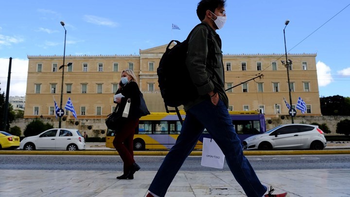 Άρση lockdown: “Γιατί ανοίγουμε τώρα με υψηλά κρούσματα” – Τι απάντησε ο Σκέρτσος