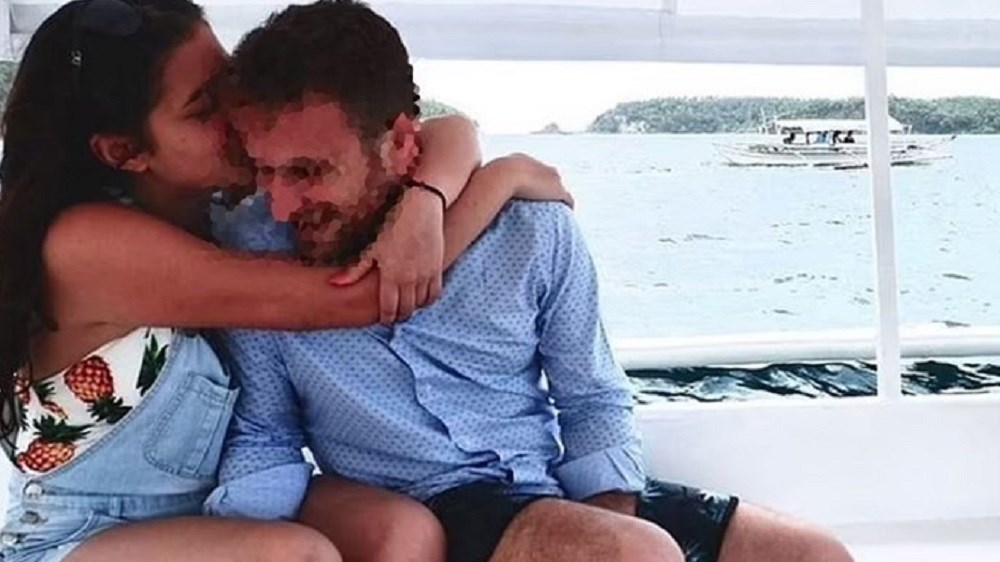 Γλυκά Νερά: Κλειστή αύριο η εταιρεία όπου εργάζεται ο 32χρονος πιλότος – Τι ανακοίνωσε για την κηδεία της Καρολάιν