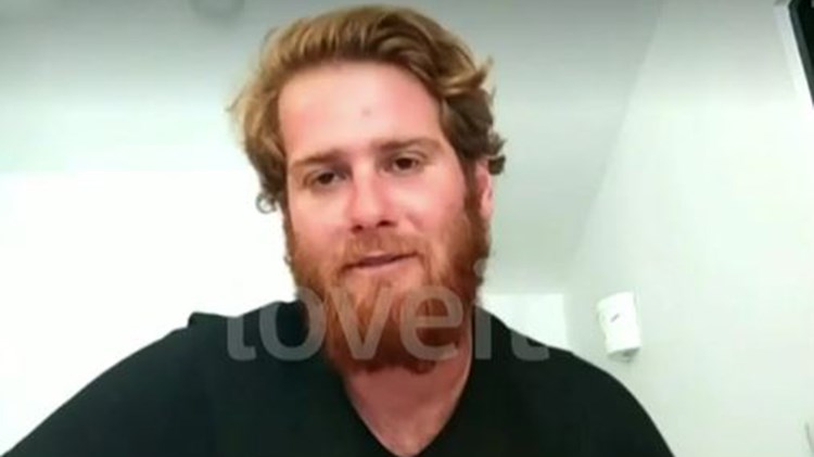 Survivor: Η πρώτη συνέντευξη του Τζέιμς μετά την αποχώρηση – Τι είπε για τη σχέση του Σάκη με τη Μαριαλένα και… την μπιφτέκα