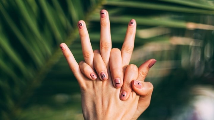Πώς ένα nail detox μπορεί να σώσει τα νύχια σας;
