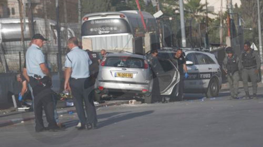 Ισραήλ: Η στιγμή που όχημα παρασύρει τέσσερις αστυνομικούς στην Ιερουσαλήμ – Σοκάρει το βίντεο