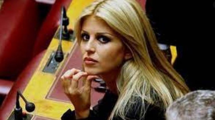 Έλενα Ράπτη: Διαζύγιο “βόμβα” για τη βουλευτή – ΒΙΝΤΕΟ