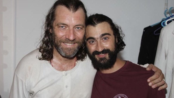 Νέο “πάντρεμα” Στάνκογλου – Ιωακείμ στο “Killer Joe” που ανεβάζει ο πρώτος στο θέατρο “Εμπορικόν”!