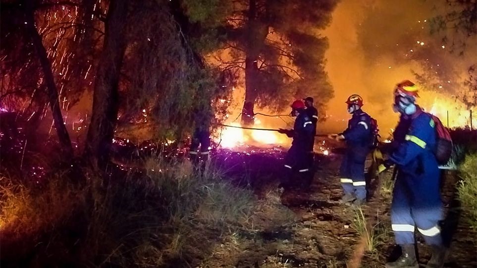 Φωτιά στην Κορινθία: Τι λέει ο Αρχηγός της Πυροσβεστικής – ΒΙΝΤΕΟ
